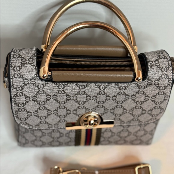 Chic Patterned Satchel with Gold Handles - Picture 3 of 6